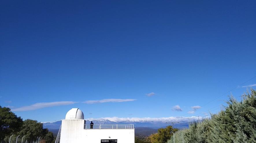 Observatorio Astronómico de Segurilla y paisaje de la Sierra de Gredos
